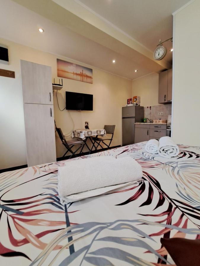 Novigrad Istria Meressa Nina&Leo Studio Apartments מראה חיצוני תמונה