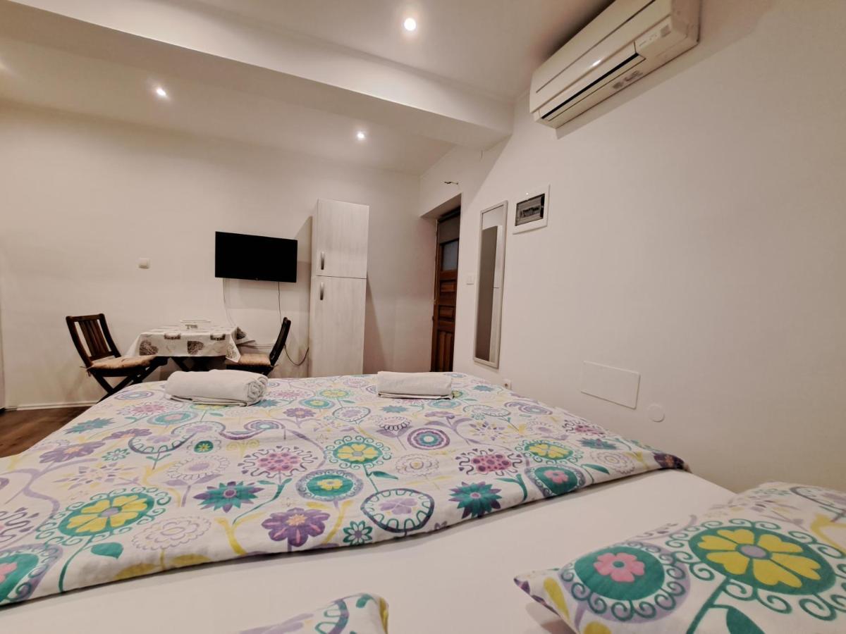 Novigrad Istria Meressa Nina&Leo Studio Apartments מראה חיצוני תמונה
