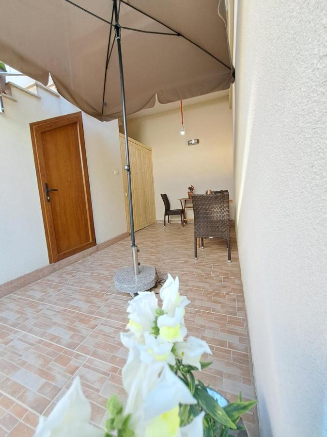 Novigrad Istria Meressa Nina&Leo Studio Apartments מראה חיצוני תמונה