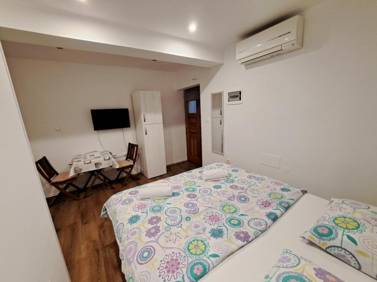 Novigrad Istria Meressa Nina&Leo Studio Apartments מראה חיצוני תמונה