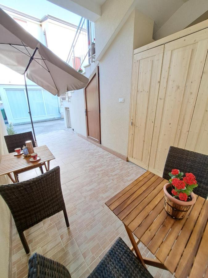 Novigrad Istria Meressa Nina&Leo Studio Apartments מראה חיצוני תמונה
