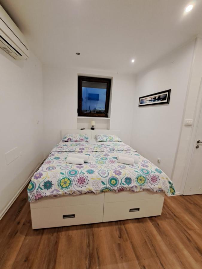 Novigrad Istria Meressa Nina&Leo Studio Apartments מראה חיצוני תמונה